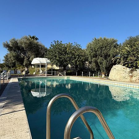 Isola Charm B&B - A Historic Villa Near Punta Del Pero Beach Syracuse Exterior foto