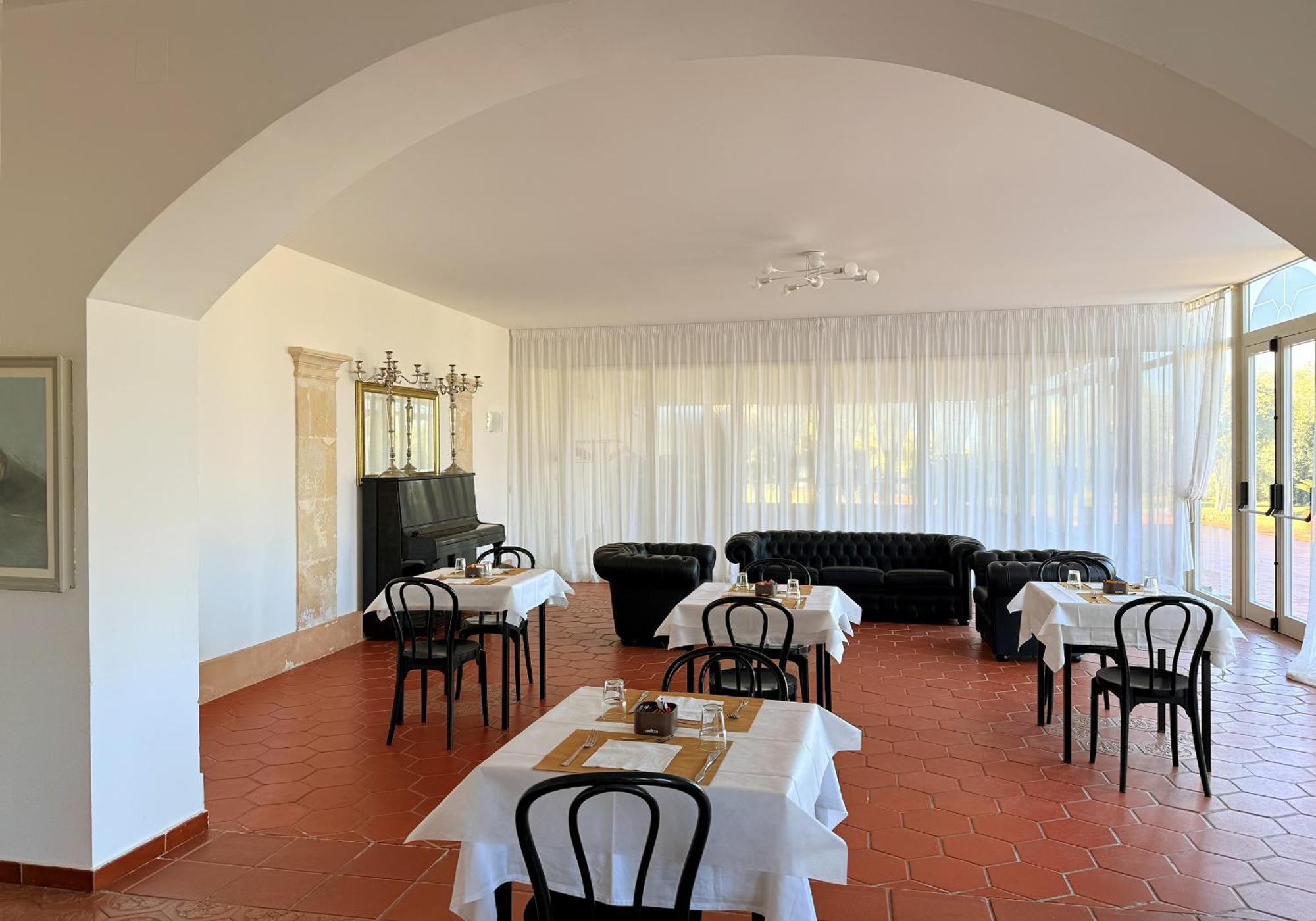 Isola Charm B&B - A Historic Villa Near Punta Del Pero Beach Syracuse Exterior foto