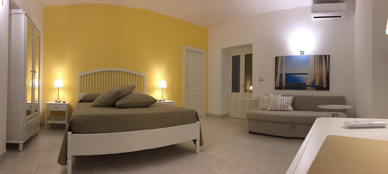 Isola Charm B&B - A Historic Villa Near Punta Del Pero Beach Syracuse Exterior foto