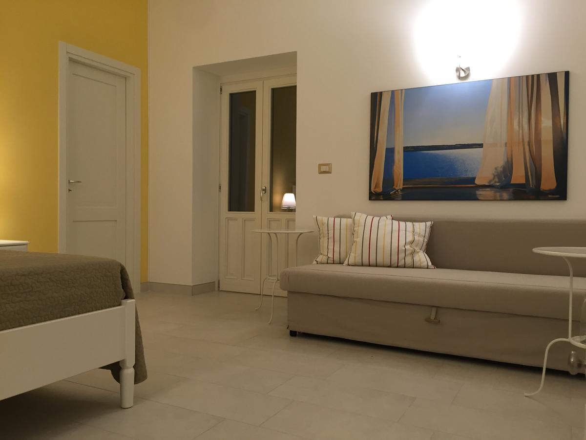 Isola Charm B&B - A Historic Villa Near Punta Del Pero Beach Syracuse Exterior foto