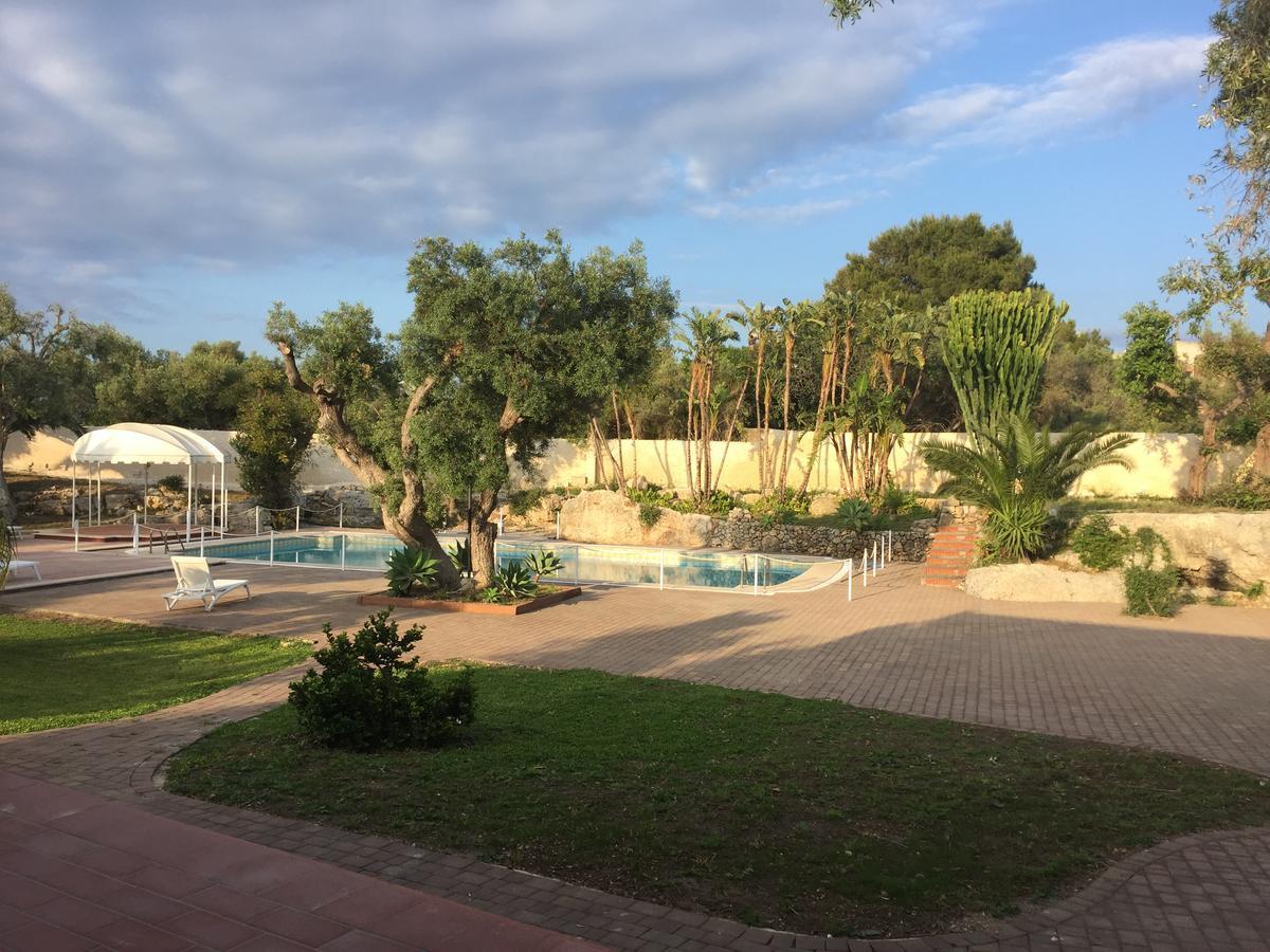 Isola Charm B&B - A Historic Villa Near Punta Del Pero Beach Syracuse Exterior foto