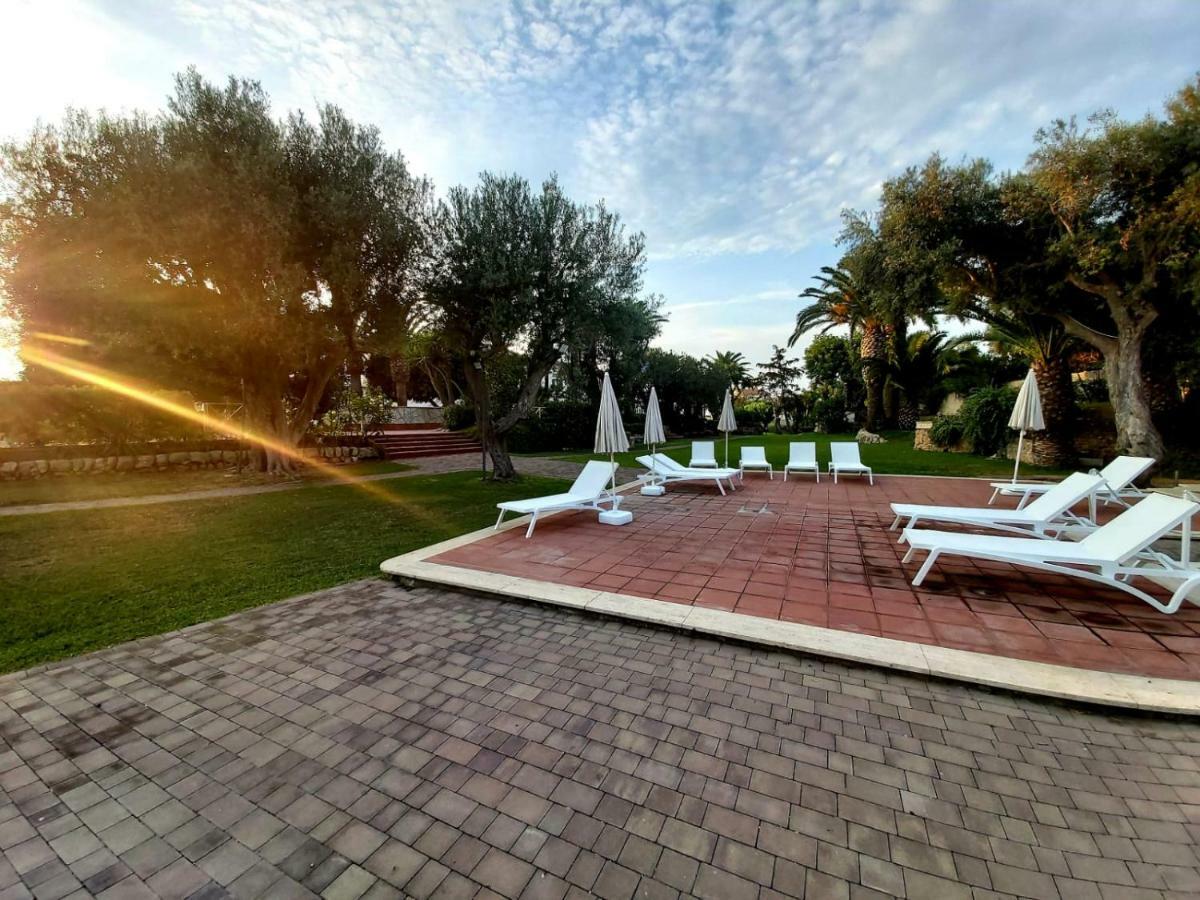 Isola Charm B&B - A Historic Villa Near Punta Del Pero Beach Syracuse Exterior foto